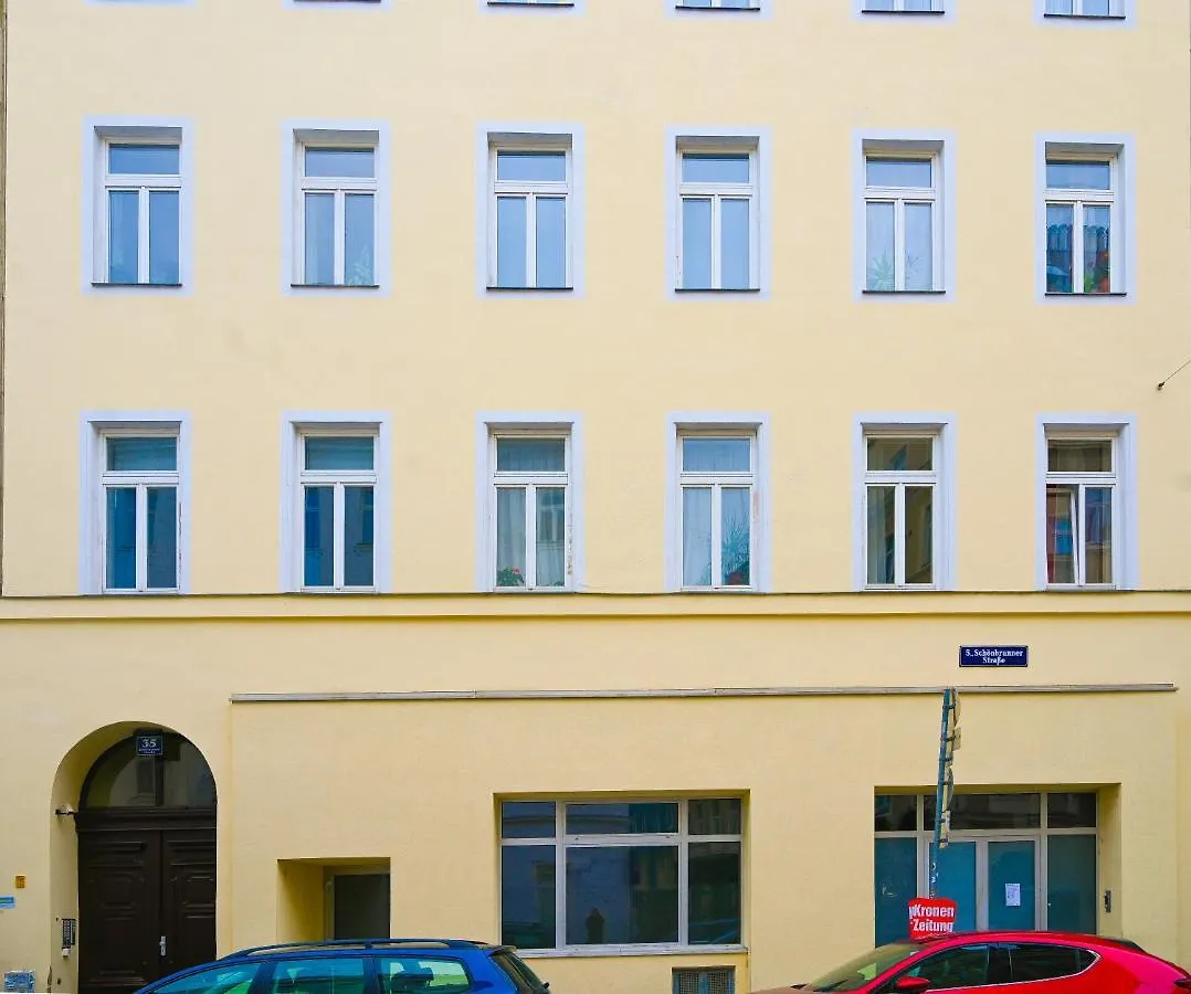 Exclusive Apartment Schönbrunn Wien
